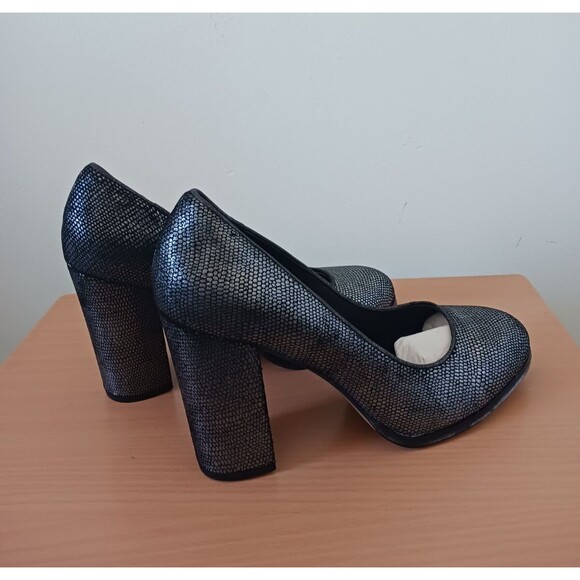 Isola Womens Block High Heels Pumps Hayley Black Foil Snake Print Size 11 - Picture 2 of 9